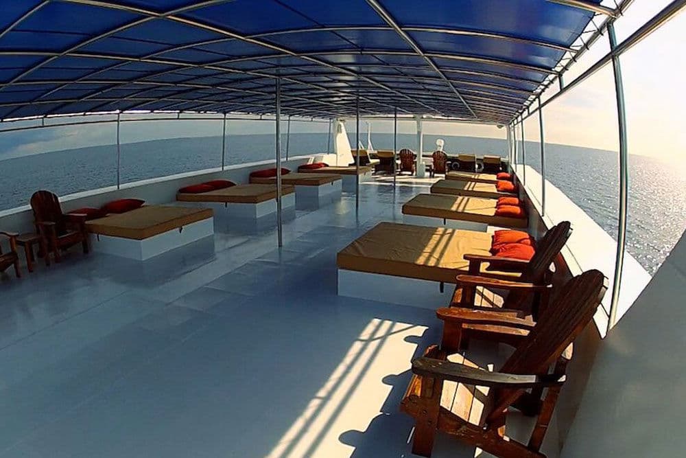 Blue Manta sun deck